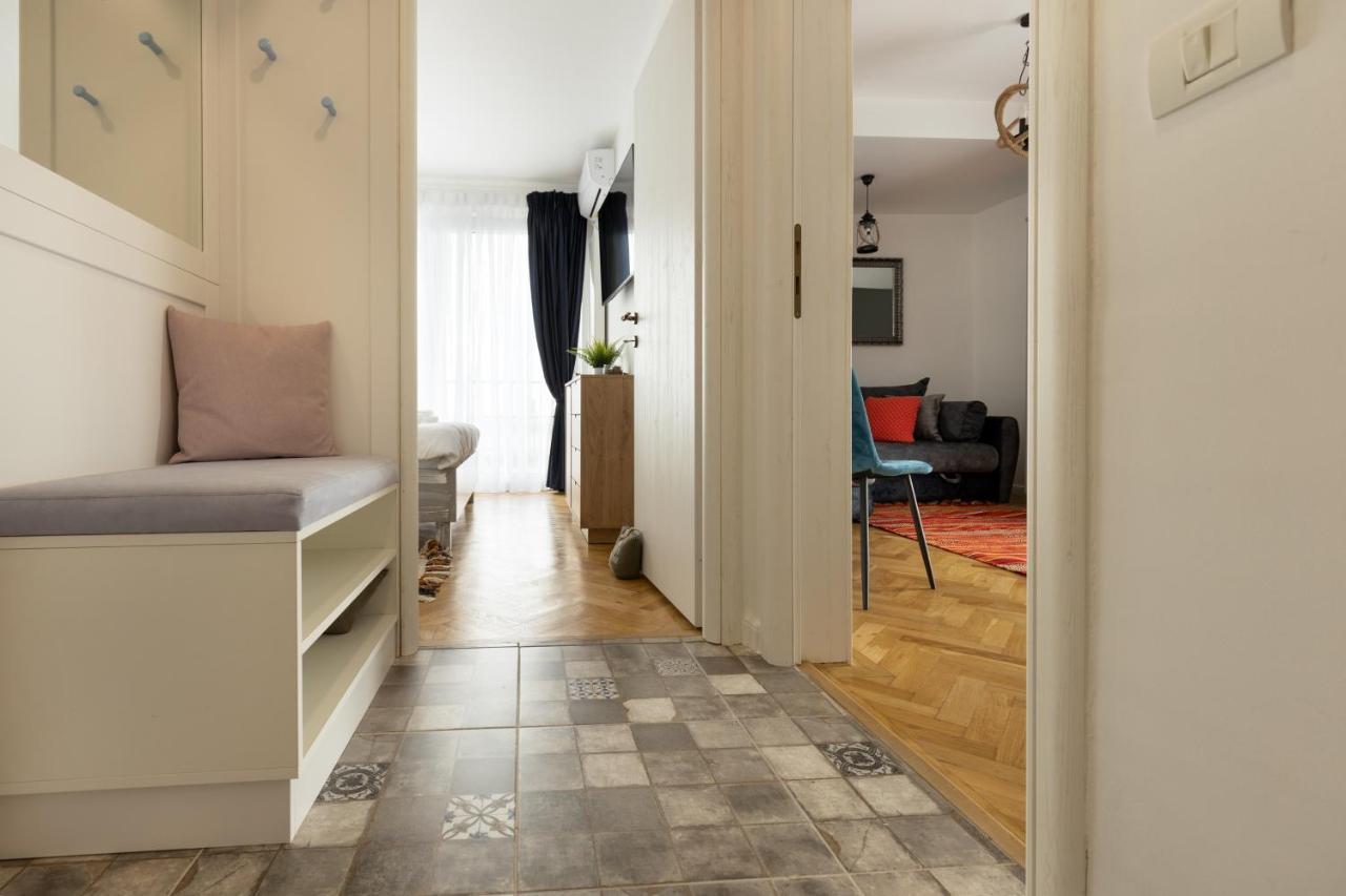 Metropole Apartments Panoramic Ateneum Букурещ Екстериор снимка
